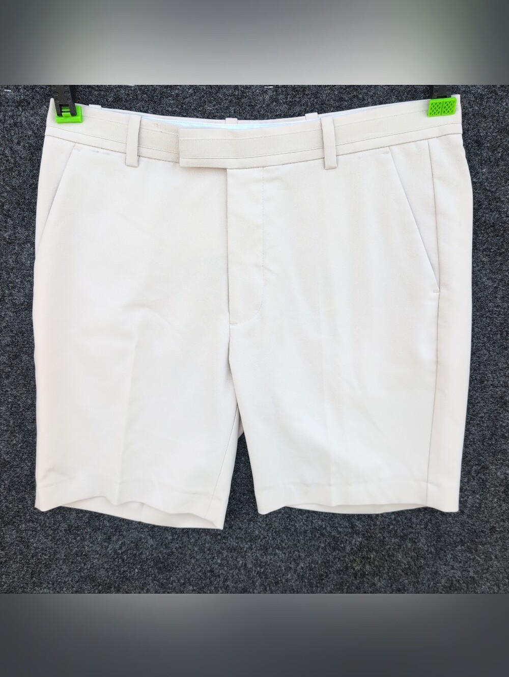 G/FORE Cream Flat Front Tailored Golf Shorts